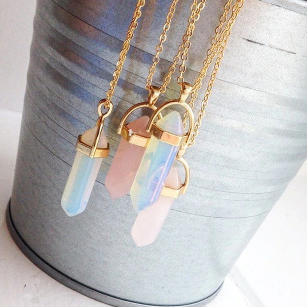 NITRO BETTY Rose Quartz Crystal & Gold Necklace - Picture 2 of 3